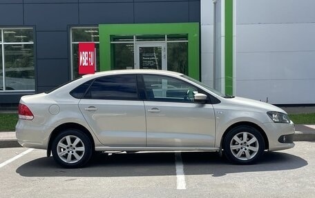 Volkswagen Polo VI (EU Market), 2012 год, 800 000 рублей, 4 фотография