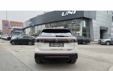 Volkswagen Tiguan, 2026 год, 4 949 000 рублей, 3 фотография