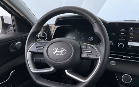 Hyundai Elantra, 2024 год, 2 770 000 рублей, 16 фотография