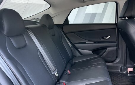 Hyundai Elantra, 2024 год, 2 770 000 рублей, 26 фотография