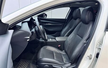 Mazda 3, 2022 год, 1 450 000 рублей, 9 фотография
