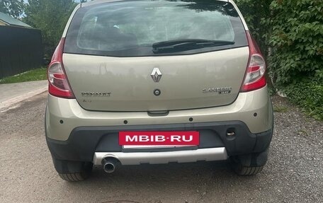 Renault Sandero I, 2012 год, 680 000 рублей, 2 фотография
