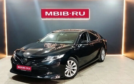 Toyota Camry, 2018 год, 2 150 000 рублей, 1 фотография