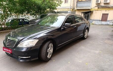 Mercedes-Benz S-Класс, 2012 год, 3 000 000 рублей, 3 фотография