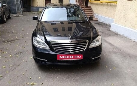 Mercedes-Benz S-Класс, 2012 год, 3 000 000 рублей, 5 фотография