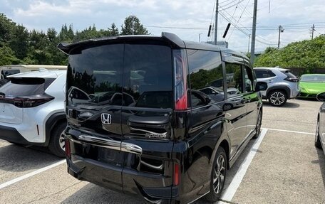 Honda Stepwgn IV, 2021 год, 1 760 000 рублей, 5 фотография