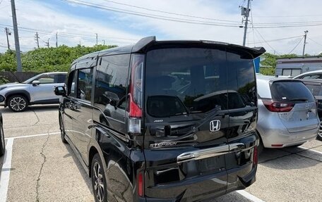 Honda Stepwgn IV, 2021 год, 1 760 000 рублей, 4 фотография
