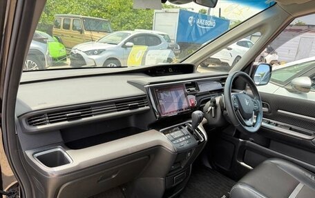 Honda Stepwgn IV, 2021 год, 1 760 000 рублей, 22 фотография