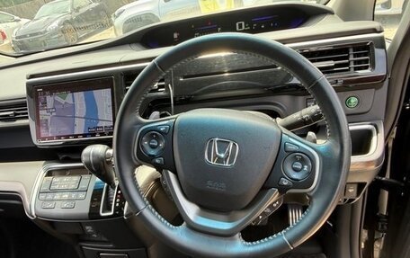 Honda Stepwgn IV, 2021 год, 1 760 000 рублей, 21 фотография