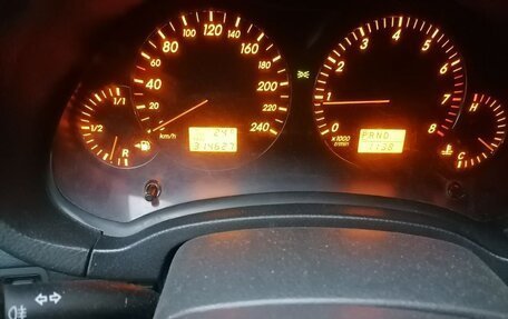 Toyota Avensis III рестайлинг, 2005 год, 650 000 рублей, 6 фотография