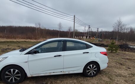 Hyundai Solaris II рестайлинг, 2013 год, 399 000 рублей, 4 фотография