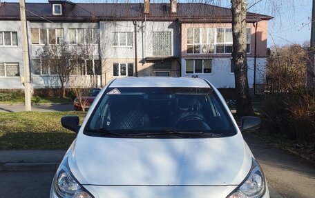 Hyundai Solaris II рестайлинг, 2013 год, 399 000 рублей, 3 фотография