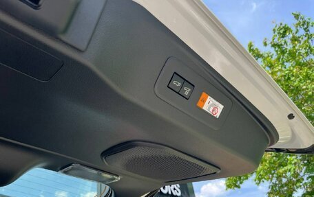 Toyota Land Cruiser Prado, 2025 год, 10 650 000 рублей, 16 фотография