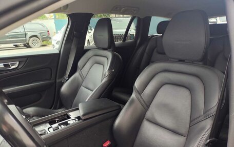 Volvo V60 II, 2019 год, 2 249 000 рублей, 10 фотография