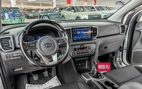 KIA Sportage IV рестайлинг, 2019 год, 1 799 000 рублей, 7 фотография