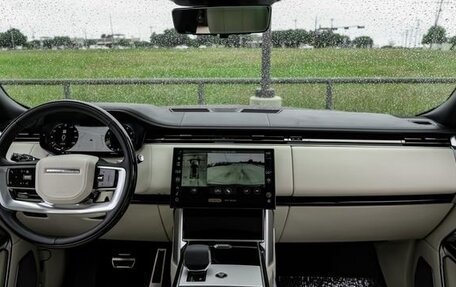 Land Rover Range Rover IV рестайлинг, 2025 год, 14 000 000 рублей, 14 фотография