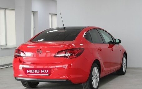 Opel Astra J, 2014 год, 899 900 рублей, 4 фотография