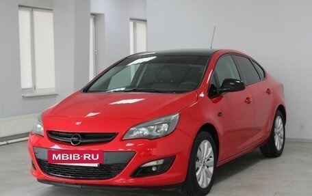 Opel Astra J, 2014 год, 899 900 рублей, 3 фотография