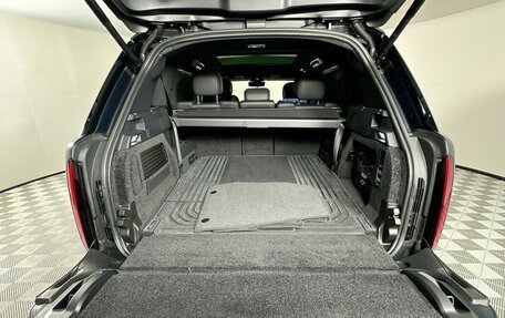 Land Rover Range Rover IV рестайлинг, 2025 год, 15 000 000 рублей, 17 фотография