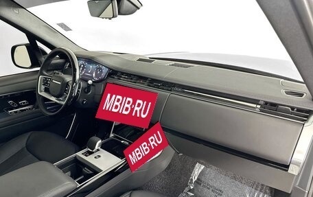 Land Rover Range Rover IV рестайлинг, 2025 год, 15 000 000 рублей, 18 фотография