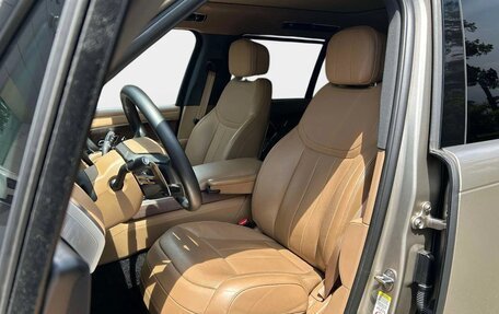 Land Rover Range Rover IV рестайлинг, 2024 год, 14 000 000 рублей, 17 фотография