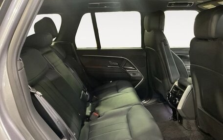 Land Rover Range Rover IV рестайлинг, 2025 год, 15 000 000 рублей, 12 фотография