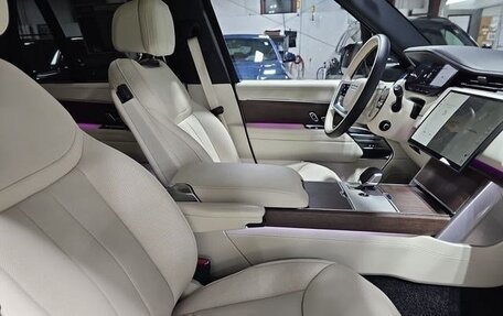 Land Rover Range Rover IV рестайлинг, 2024 год, 14 000 000 рублей, 13 фотография