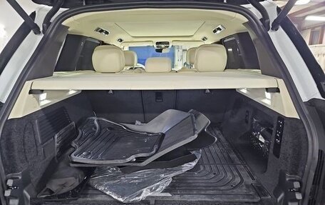 Land Rover Range Rover IV рестайлинг, 2024 год, 14 000 000 рублей, 18 фотография