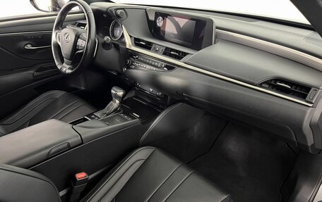 Lexus ES VII, 2020 год, 3 400 000 рублей, 12 фотография