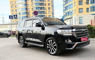 Toyota Land Cruiser 200, 2017 год, 6 299 000 рублей, 1 фотография