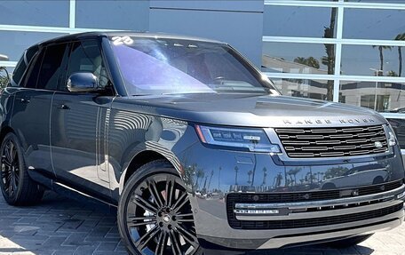 Land Rover Range Rover IV рестайлинг, 2025 год, 15 000 000 рублей, 4 фотография