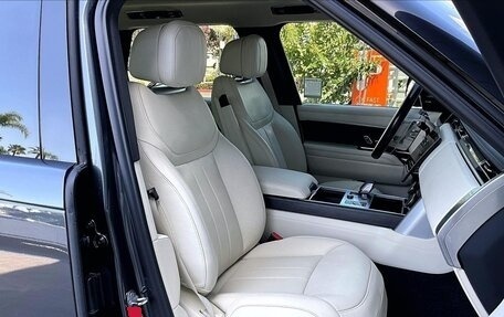 Land Rover Range Rover IV рестайлинг, 2025 год, 15 000 000 рублей, 14 фотография