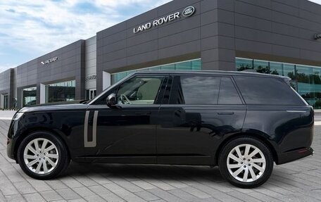 Land Rover Range Rover IV рестайлинг, 2024 год, 14 000 000 рублей, 3 фотография