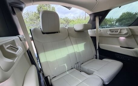 Land Rover Range Rover IV рестайлинг, 2024 год, 14 000 000 рублей, 16 фотография