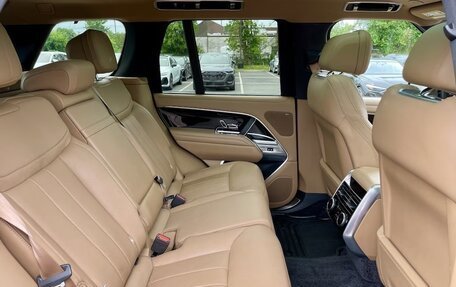 Land Rover Range Rover IV рестайлинг, 2025 год, 14 000 000 рублей, 17 фотография