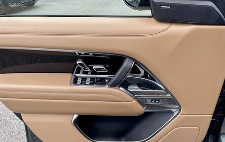 Land Rover Range Rover IV рестайлинг, 2025 год, 14 000 000 рублей, 18 фотография
