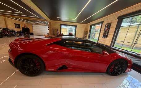 Lamborghini Huracán, 2020 год, 25 000 000 рублей, 5 фотография