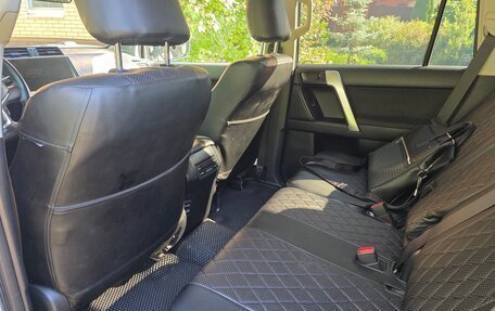 Toyota Land Cruiser Prado 150 рестайлинг 2, 2019 год, 5 100 000 рублей, 5 фотография