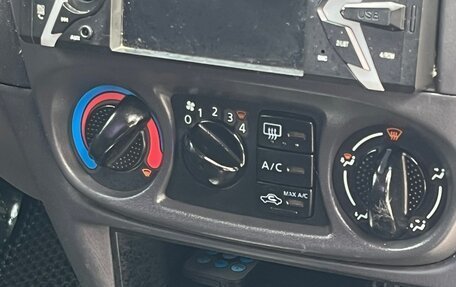 Nissan Almera, 2003 год, 215 000 рублей, 8 фотография