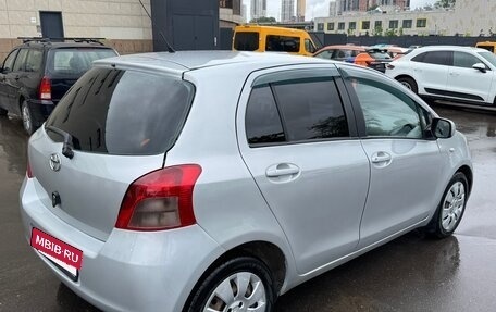 Toyota Yaris III рестайлинг, 2007 год, 480 000 рублей, 3 фотография