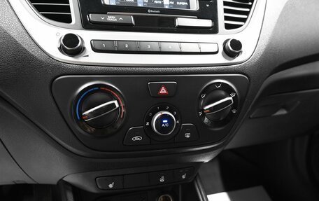 Hyundai Solaris II рестайлинг, 2018 год, 1 195 000 рублей, 14 фотография