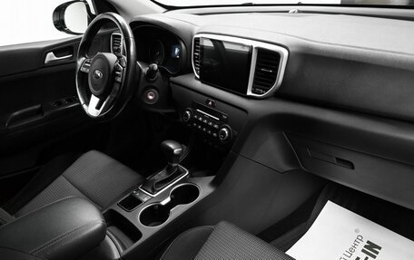 KIA Sportage IV рестайлинг, 2018 год, 2 245 000 рублей, 13 фотография