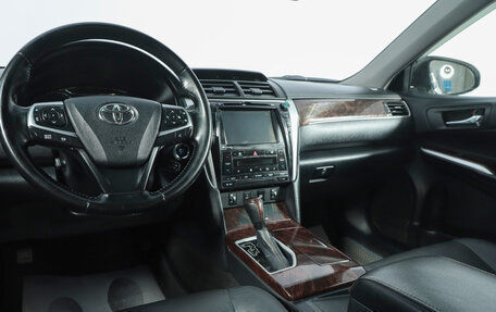 Toyota Camry, 2017 год, 2 289 000 рублей, 8 фотография