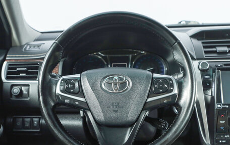Toyota Camry, 2017 год, 2 289 000 рублей, 12 фотография