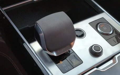 Land Rover Range Rover IV рестайлинг, 2025 год, 15 000 000 рублей, 13 фотография