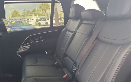Land Rover Range Rover IV рестайлинг, 2025 год, 15 000 000 рублей, 14 фотография
