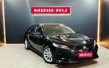 Toyota Camry, 2018 год, 2 150 000 рублей, 3 фотография