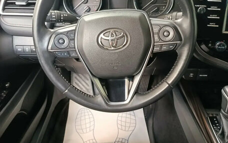 Toyota Camry, 2018 год, 2 150 000 рублей, 9 фотография