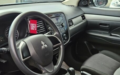 Mitsubishi Outlander III рестайлинг 3, 2012 год, 980 000 рублей, 8 фотография