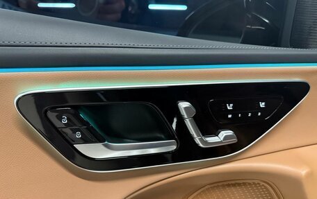 Mercedes-Benz E-Класс, 2024 год, 6 390 000 рублей, 29 фотография